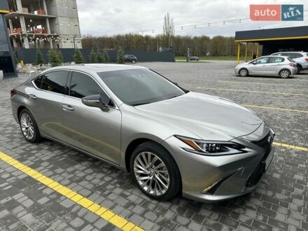 Серый Лексус ЕС, объемом двигателя 1.99 л и пробегом 40 тыс. км за 39000 $, фото 1 на Automoto.ua