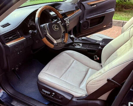 Синий Лексус ЕС, объемом двигателя 0 л и пробегом 185 тыс. км за 16500 $, фото 9 на Automoto.ua