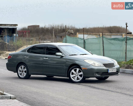 Зеленый Лексус ЕС, объемом двигателя 3.3 л и пробегом 242 тыс. км за 4350 $, фото 11 на Automoto.ua