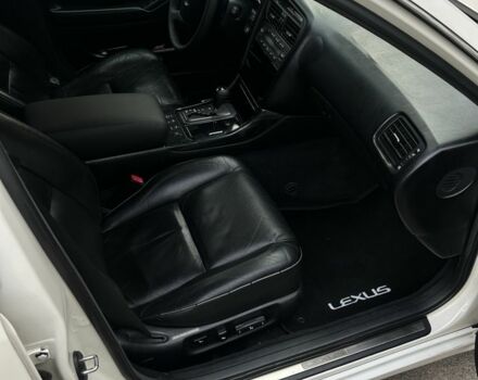 Білий Лексус ГС, об'ємом двигуна 3 л та пробігом 400 тис. км за 6500 $, фото 16 на Automoto.ua