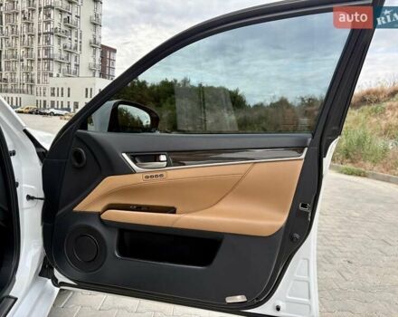 Белый Лексус ГС, объемом двигателя 3.46 л и пробегом 140 тыс. км за 21900 $, фото 69 на Automoto.ua