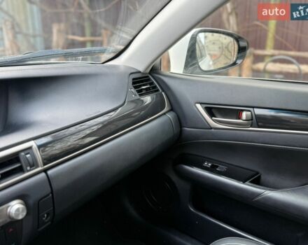 Білий Лексус ГС, об'ємом двигуна 2.5 л та пробігом 184 тис. км за 17600 $, фото 30 на Automoto.ua