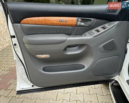 Білий Лексус ГХ, об'ємом двигуна 4.66 л та пробігом 252 тис. км за 17400 $, фото 43 на Automoto.ua