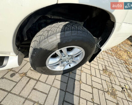 Белый Лексус ГХ, объемом двигателя 4.66 л и пробегом 261 тыс. км за 17400 $, фото 12 на Automoto.ua