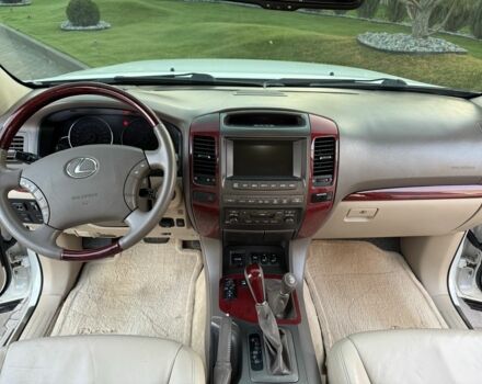 Белый Лексус ГХ, объемом двигателя 4.7 л и пробегом 167 тыс. км за 16800 $, фото 7 на Automoto.ua