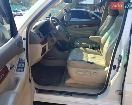 Белый Лексус ГХ, объемом двигателя 4.66 л и пробегом 316 тыс. км за 16500 $, фото 18 на Automoto.ua