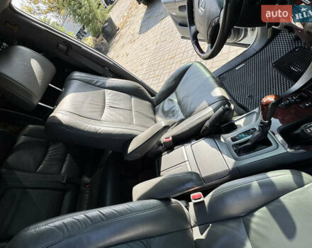 Белый Лексус ГХ, объемом двигателя 4.66 л и пробегом 261 тыс. км за 17400 $, фото 16 на Automoto.ua