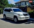 Белый Лексус ГХ, объемом двигателя 4.7 л и пробегом 286 тыс. км за 15800 $, фото 3 на Automoto.ua