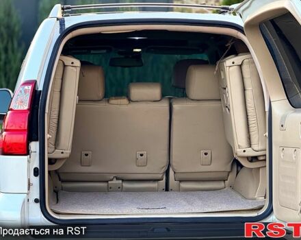 Белый Лексус ГХ, объемом двигателя 4.7 л и пробегом 167 тыс. км за 16800 $, фото 8 на Automoto.ua