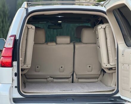 Белый Лексус ГХ, объемом двигателя 4.7 л и пробегом 167 тыс. км за 16800 $, фото 4 на Automoto.ua