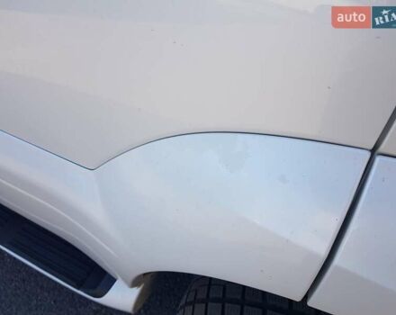 Белый Лексус ГХ, объемом двигателя 4.66 л и пробегом 316 тыс. км за 16500 $, фото 15 на Automoto.ua