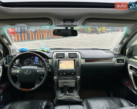 Белый Лексус ГХ, объемом двигателя 4.6 л и пробегом 249 тыс. км за 26500 $, фото 16 на Automoto.ua