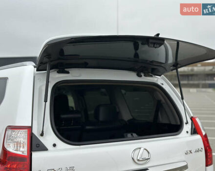 Белый Лексус ГХ, объемом двигателя 4.6 л и пробегом 249 тыс. км за 26500 $, фото 6 на Automoto.ua
