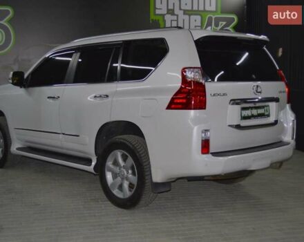 Белый Лексус ГХ, объемом двигателя 4.61 л и пробегом 206 тыс. км за 21900 $, фото 3 на Automoto.ua