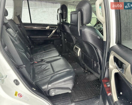 Білий Лексус ГХ, об'ємом двигуна 4.61 л та пробігом 294 тис. км за 21000 $, фото 22 на Automoto.ua