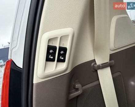 Білий Лексус ГХ, об'ємом двигуна 4.61 л та пробігом 138 тис. км за 28500 $, фото 20 на Automoto.ua