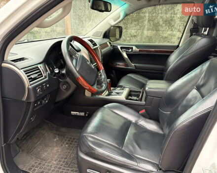 Білий Лексус ГХ, об'ємом двигуна 4.6 л та пробігом 293 тис. км за 20500 $, фото 10 на Automoto.ua