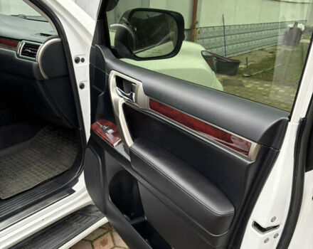 Білий Лексус ГХ, об'ємом двигуна 4.6 л та пробігом 293 тис. км за 20500 $, фото 20 на Automoto.ua