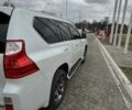 Белый Лексус ГХ, объемом двигателя 4.61 л и пробегом 187 тыс. км за 27000 $, фото 3 на Automoto.ua