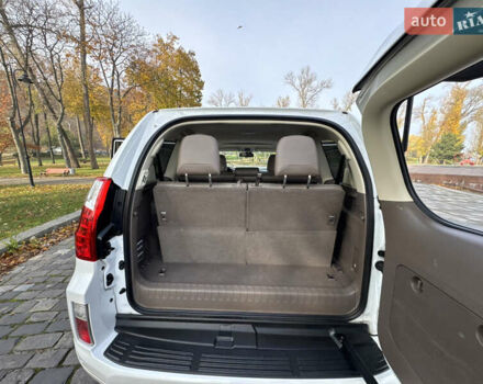 Білий Лексус ГХ, об'ємом двигуна 4.61 л та пробігом 149 тис. км за 30999 $, фото 45 на Automoto.ua