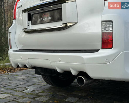 Білий Лексус ГХ, об'ємом двигуна 4.61 л та пробігом 149 тис. км за 30999 $, фото 164 на Automoto.ua