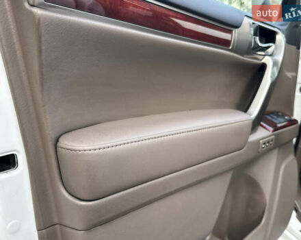 Білий Лексус ГХ, об'ємом двигуна 4.61 л та пробігом 149 тис. км за 30999 $, фото 120 на Automoto.ua
