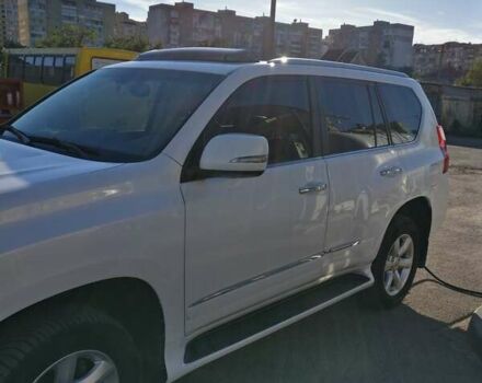 Белый Лексус ГХ, объемом двигателя 4.6 л и пробегом 265 тыс. км за 30450 $, фото 2 на Automoto.ua