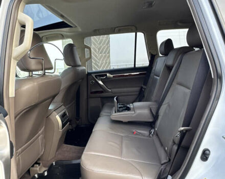 Білий Лексус ГХ, об'ємом двигуна 4.61 л та пробігом 149 тис. км за 30999 $, фото 11 на Automoto.ua