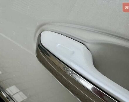 Білий Лексус ГХ, об'ємом двигуна 4.61 л та пробігом 229 тис. км за 24510 $, фото 38 на Automoto.ua