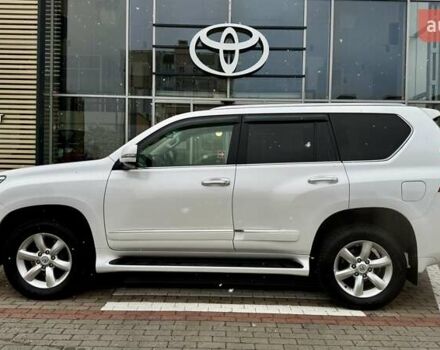 Білий Лексус ГХ, об'ємом двигуна 4.61 л та пробігом 229 тис. км за 24510 $, фото 2 на Automoto.ua