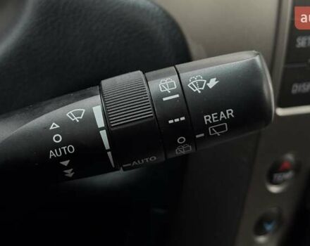 Білий Лексус ГХ, об'ємом двигуна 4.61 л та пробігом 229 тис. км за 24510 $, фото 26 на Automoto.ua