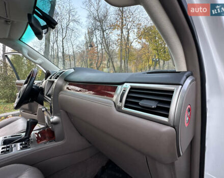 Білий Лексус ГХ, об'ємом двигуна 4.61 л та пробігом 149 тис. км за 30999 $, фото 18 на Automoto.ua