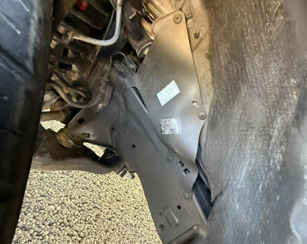 Белый Лексус ГХ, объемом двигателя 4.61 л и пробегом 241 тыс. км за 32000 $, фото 14 на Automoto.ua