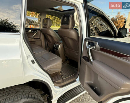 Білий Лексус ГХ, об'ємом двигуна 4.61 л та пробігом 241 тис. км за 32000 $, фото 38 на Automoto.ua