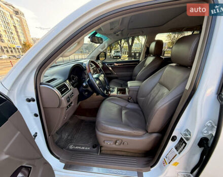Білий Лексус ГХ, об'ємом двигуна 4.61 л та пробігом 241 тис. км за 32000 $, фото 32 на Automoto.ua