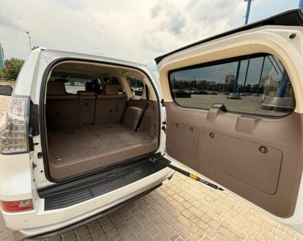 Белый Лексус ГХ, объемом двигателя 4.6 л и пробегом 240 тыс. км за 31999 $, фото 19 на Automoto.ua