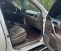 Белый Лексус ГХ, объемом двигателя 4.6 л и пробегом 243 тыс. км за 26800 $, фото 6 на Automoto.ua