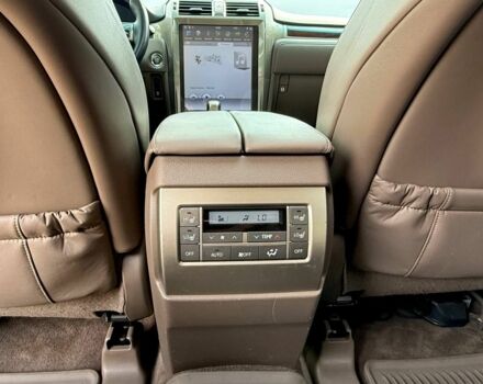 Белый Лексус ГХ, объемом двигателя 4.6 л и пробегом 240 тыс. км за 31999 $, фото 22 на Automoto.ua