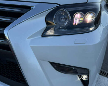 Білий Лексус ГХ, об'ємом двигуна 4.61 л та пробігом 135 тис. км за 32700 $, фото 8 на Automoto.ua