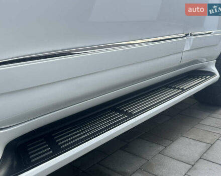Білий Лексус ГХ, об'ємом двигуна 4.61 л та пробігом 212 тис. км за 29999 $, фото 24 на Automoto.ua