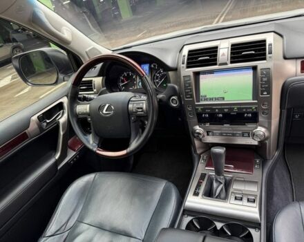 Білий Лексус ГХ, об'ємом двигуна 4.6 л та пробігом 63 тис. км за 30000 $, фото 5 на Automoto.ua