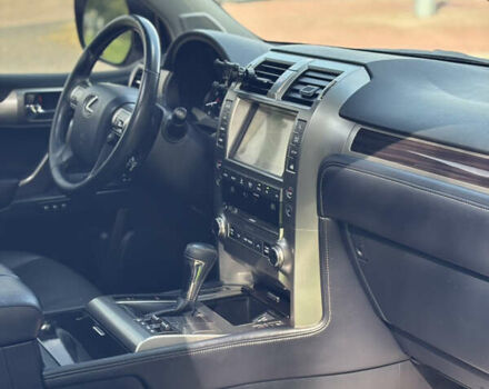 Білий Лексус ГХ, об'ємом двигуна 4.61 л та пробігом 170 тис. км за 37000 $, фото 13 на Automoto.ua