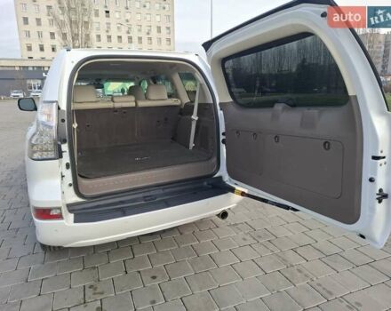 Белый Лексус ГХ, объемом двигателя 4.61 л и пробегом 141 тыс. км за 34500 $, фото 21 на Automoto.ua