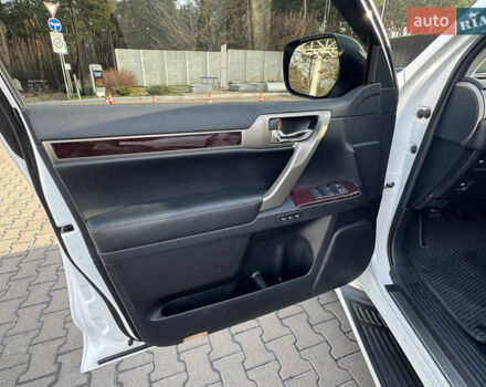 Білий Лексус ГХ, об'ємом двигуна 4.61 л та пробігом 57 тис. км за 35500 $, фото 9 на Automoto.ua