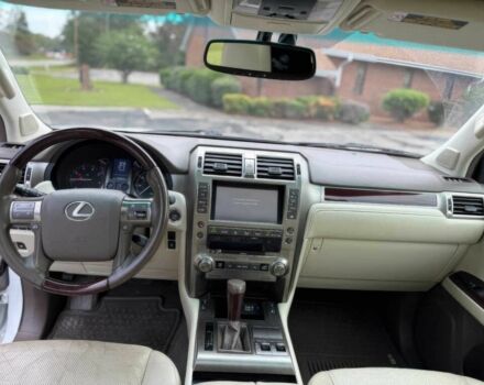 Білий Лексус ГХ, об'ємом двигуна 4.6 л та пробігом 35 тис. км за 26000 $, фото 9 на Automoto.ua