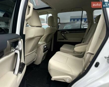Білий Лексус ГХ, об'ємом двигуна 4.61 л та пробігом 10 тис. км за 47500 $, фото 19 на Automoto.ua