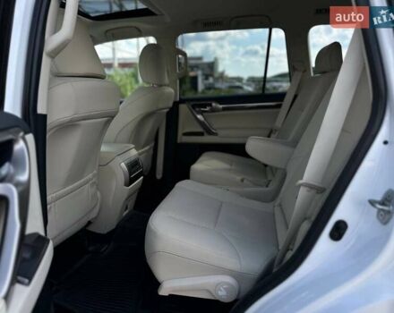 Білий Лексус ГХ, об'ємом двигуна 4.61 л та пробігом 10 тис. км за 47500 $, фото 13 на Automoto.ua