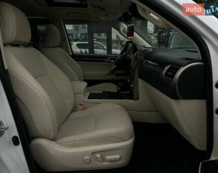 Білий Лексус ГХ, об'ємом двигуна 4.61 л та пробігом 10 тис. км за 47500 $, фото 17 на Automoto.ua