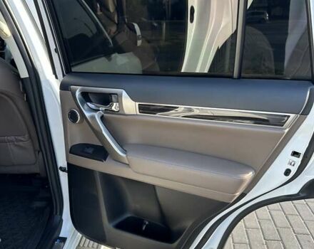 Белый Лексус ГХ, объемом двигателя 4.61 л и пробегом 13 тыс. км за 74999 $, фото 34 на Automoto.ua