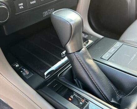 Белый Лексус ГХ, объемом двигателя 4.61 л и пробегом 13 тыс. км за 74999 $, фото 46 на Automoto.ua